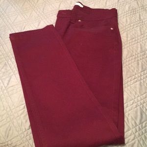 Levi's maroon skinny jeans
